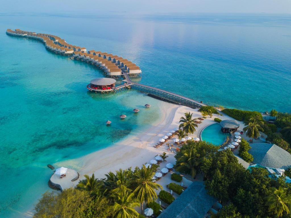 Centara Ras Fushi Maldives Review