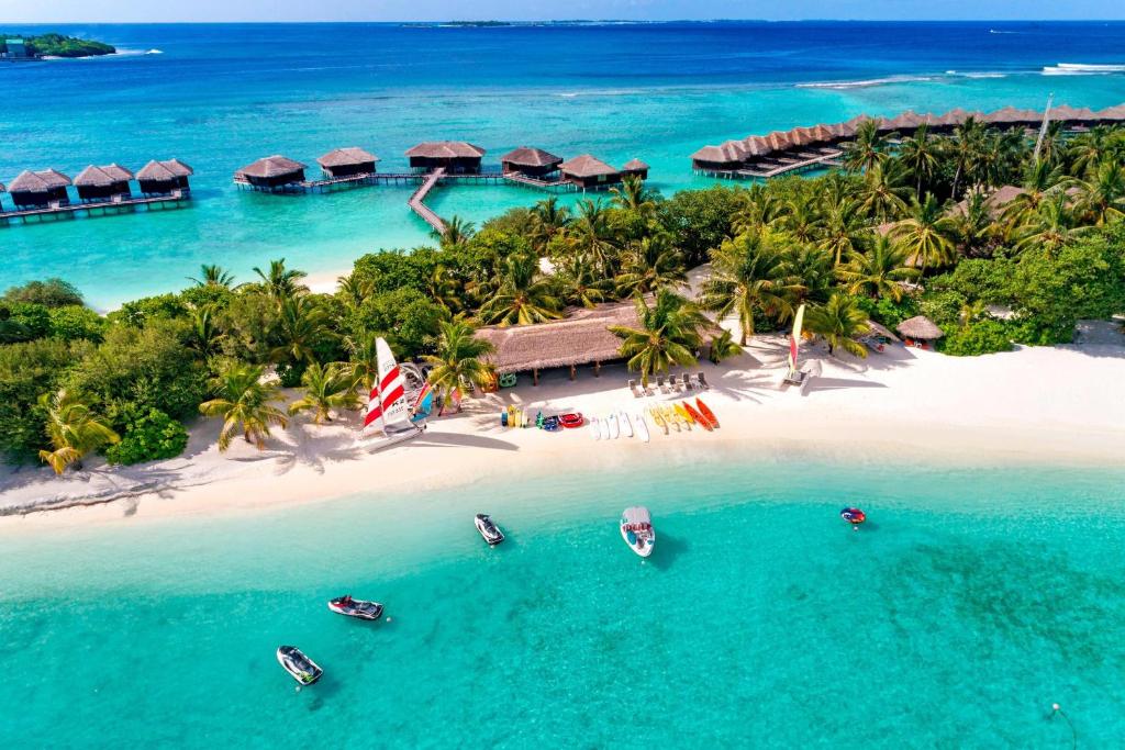 An In-Depth Review of Sheraton Maldives Full Moon Resort & Spa